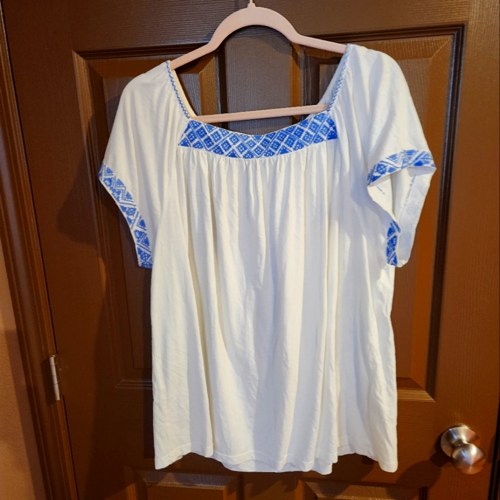 Chaps T Shirt Blouse Shirt Womens 2X White Blue Embroidery Festival Boho Stretch